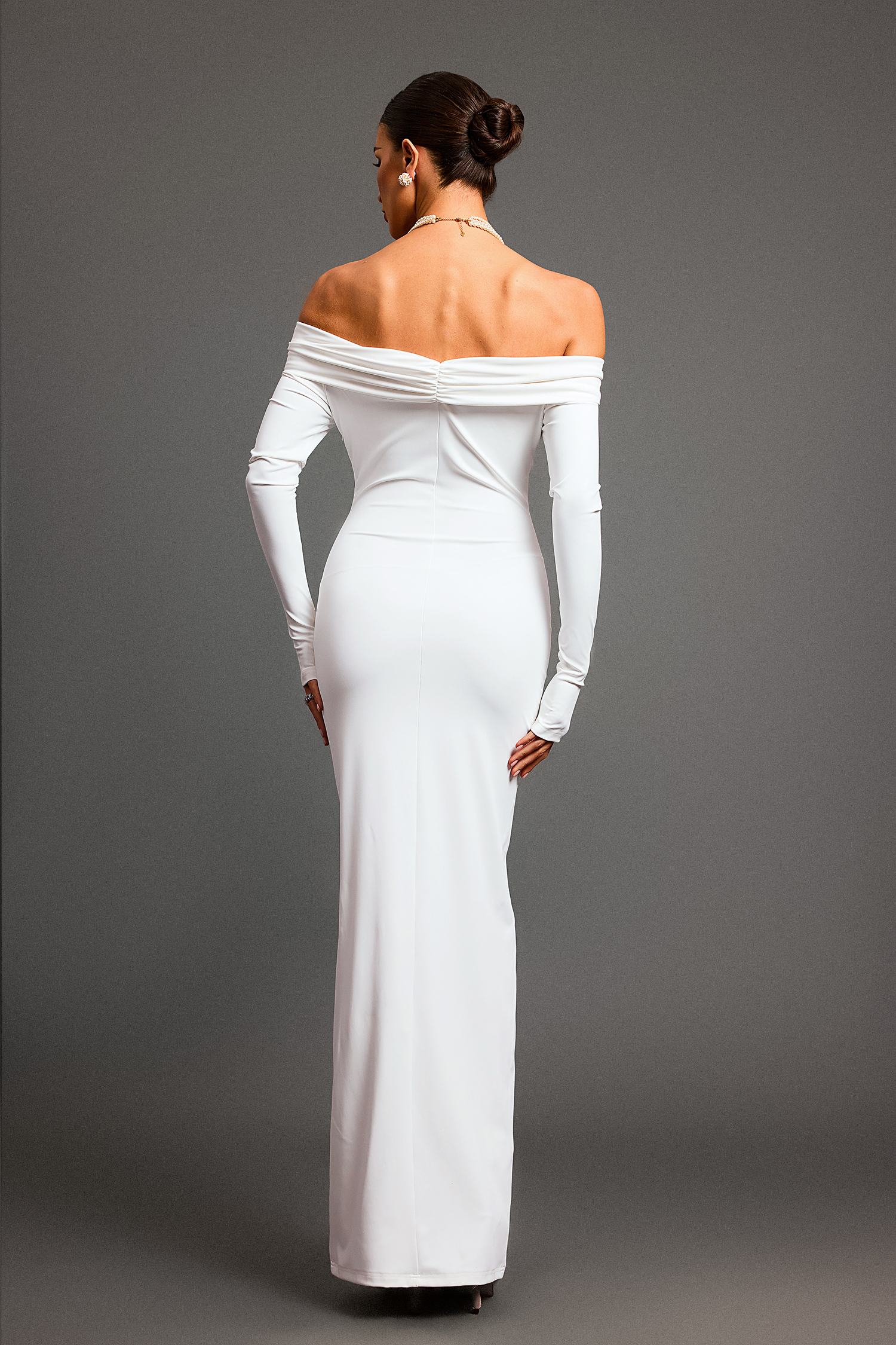 Verne Off Shoulder Long Sleeves Backless Maxi Dress