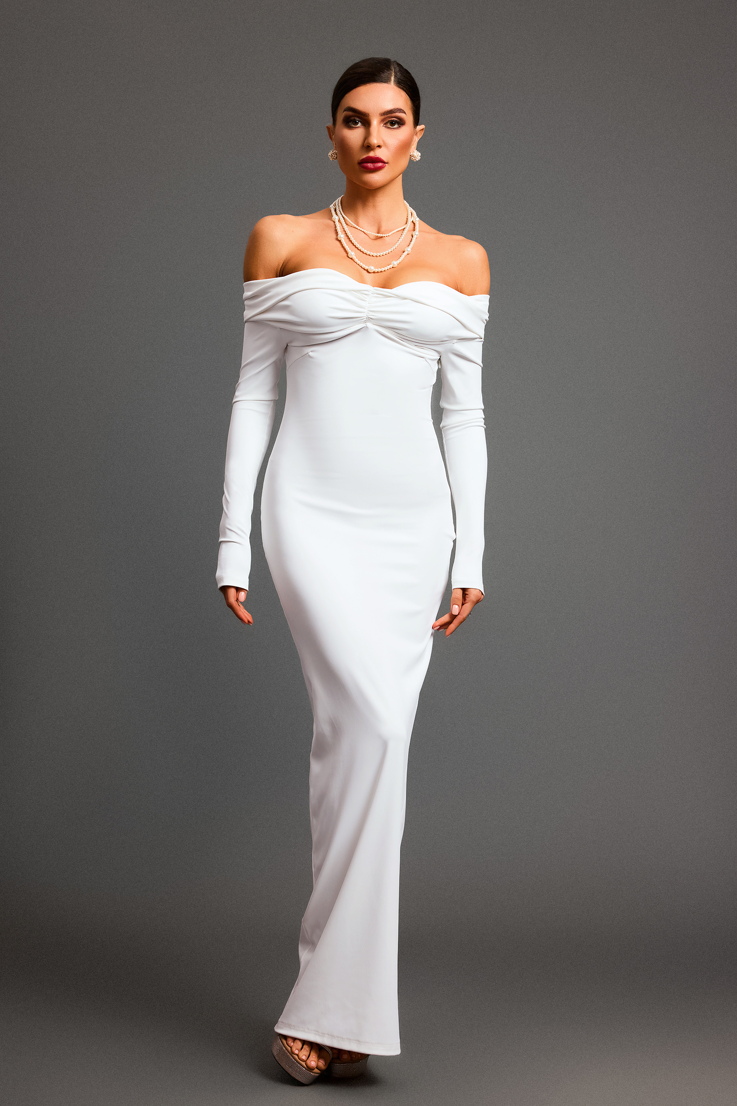 Verne Off Shoulder Long Sleeves Backless Maxi Dress