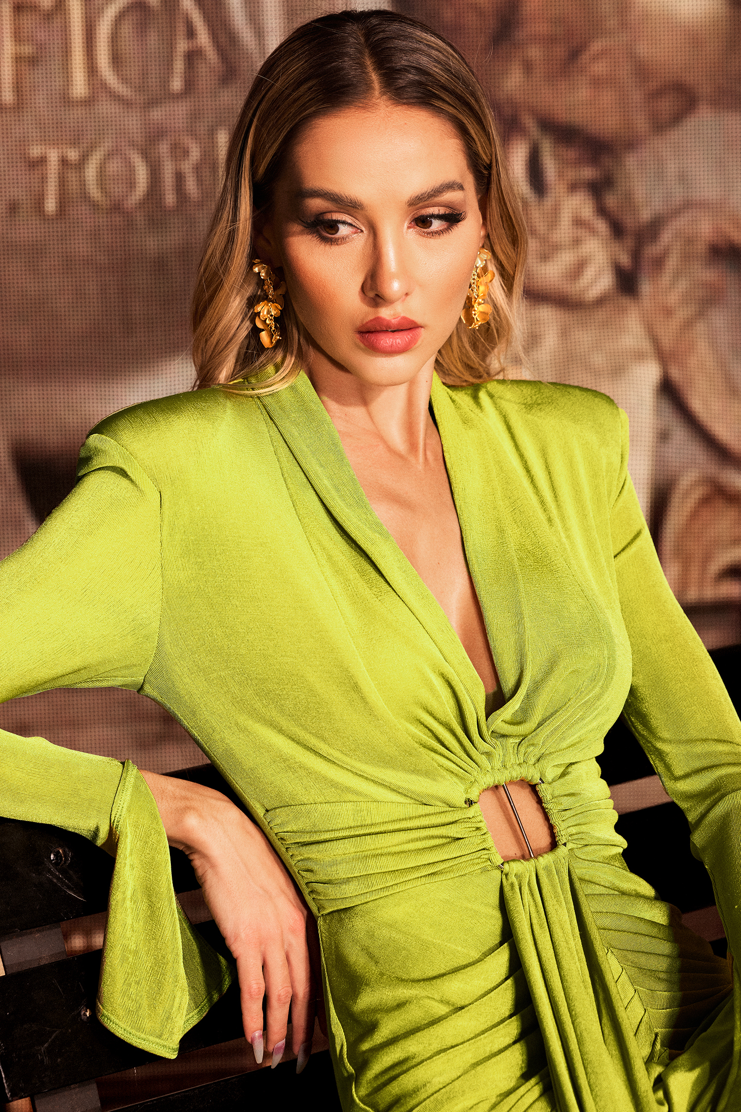 Naomi V-neck Long Sleeves Maxi Dress