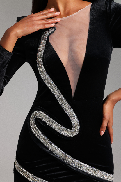 Trese V-Neck Long Sleeve Diamond Mini Dress