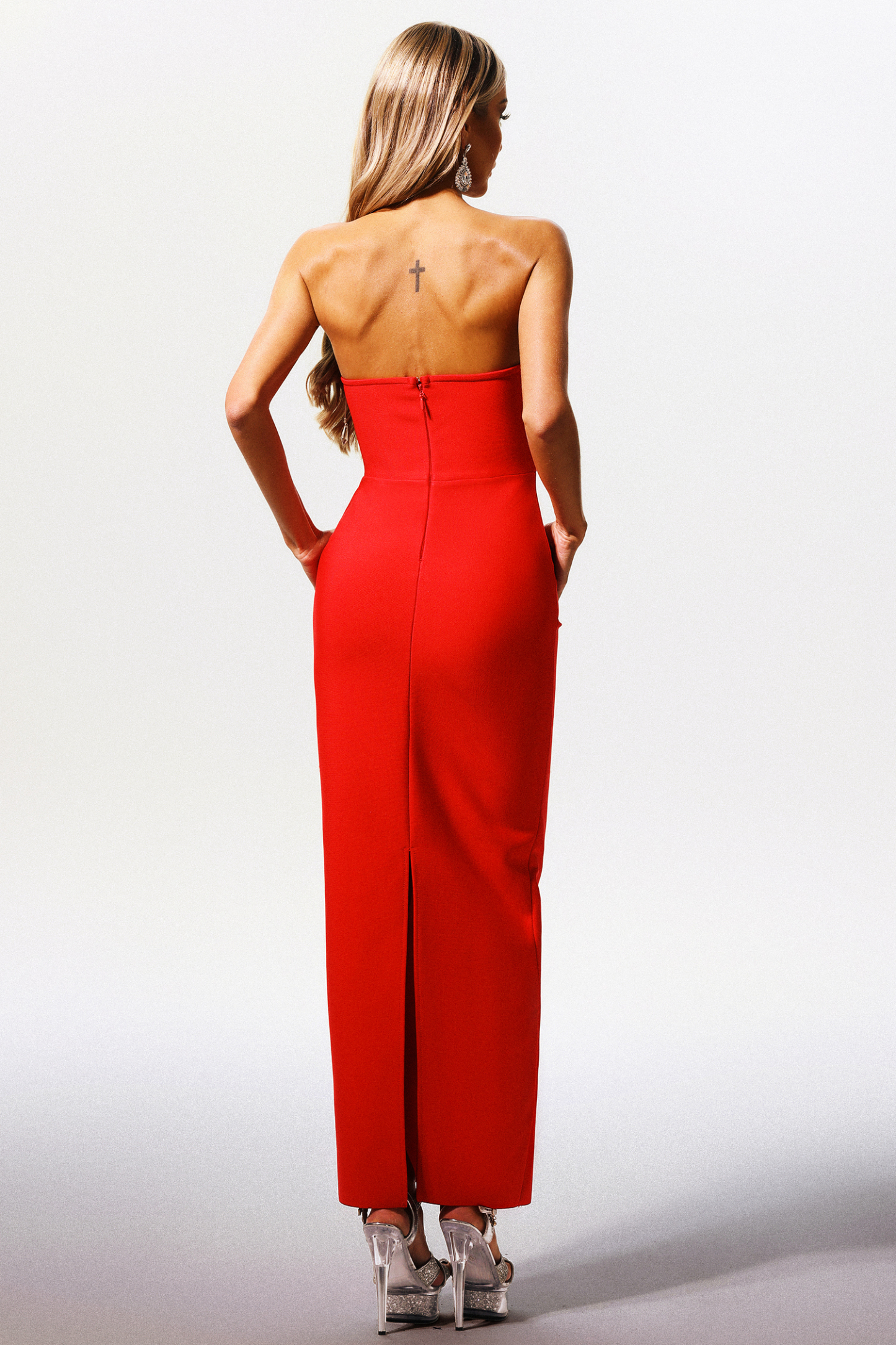 Kyli Sleeveless Diamond Bandage Maxi Dress