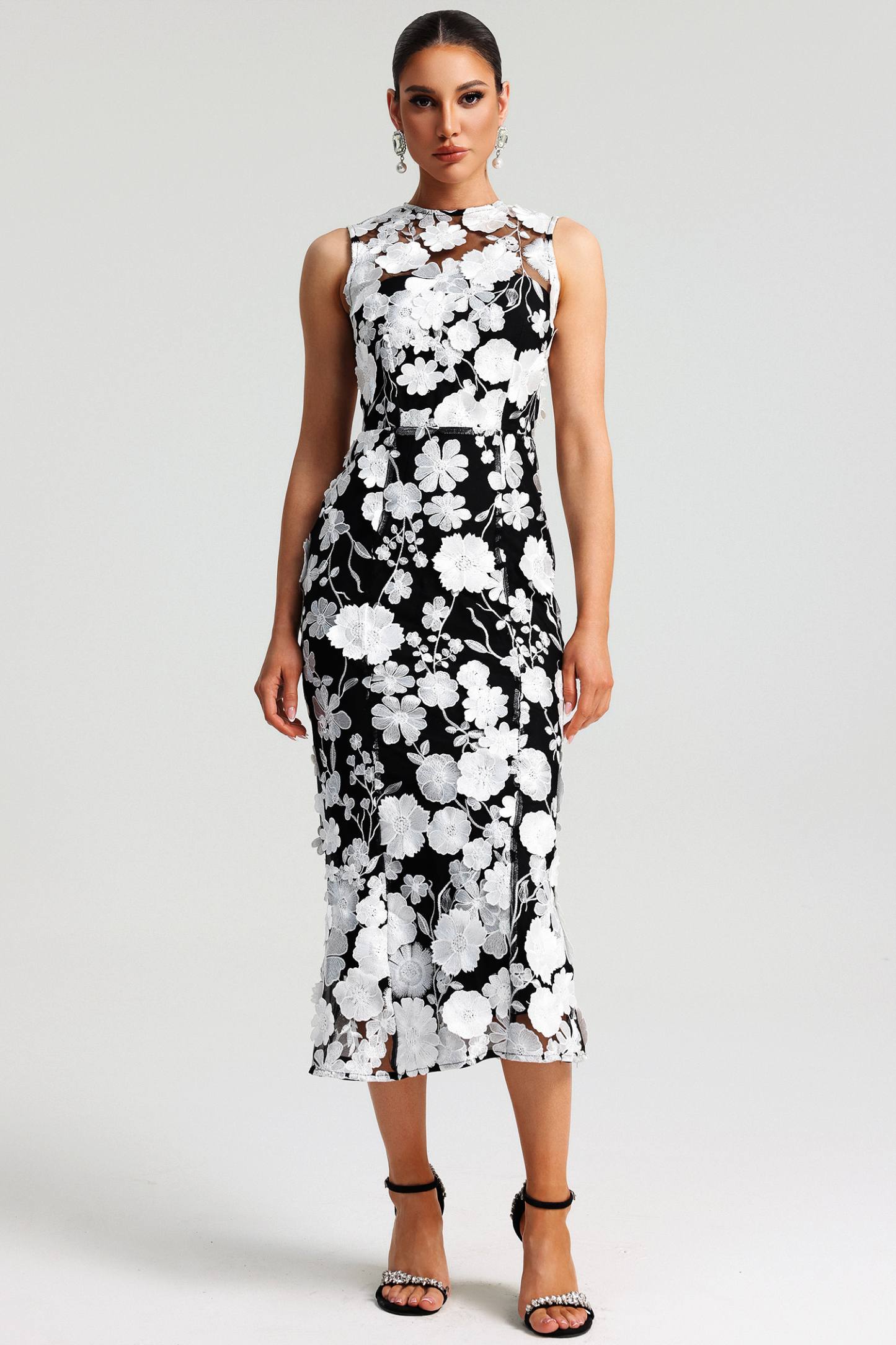 Dotty Sleeveless Embroidery Flowers Maxi Dress