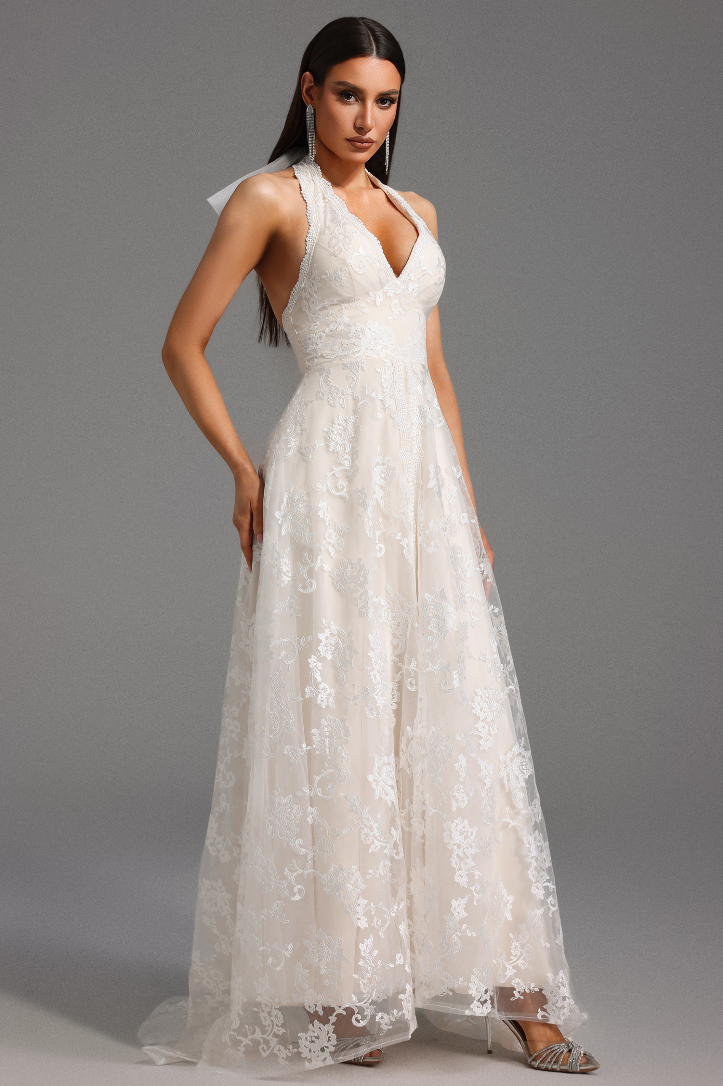 Doluo Halter Sleeveless V-Neck Lace Maxi Dress