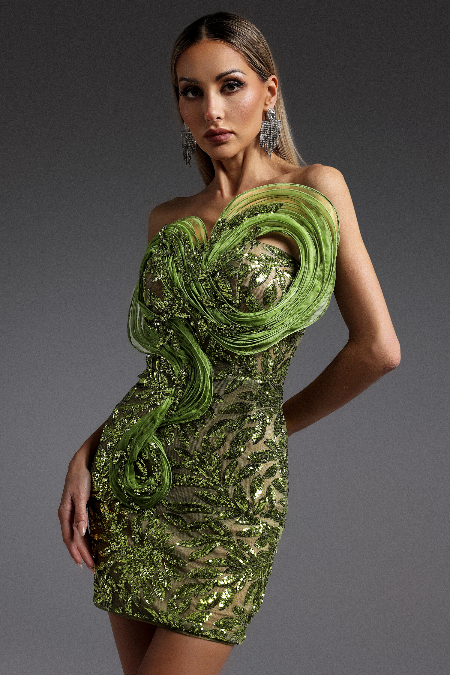 Della Sleeveless Sequin Fold Mini Dress