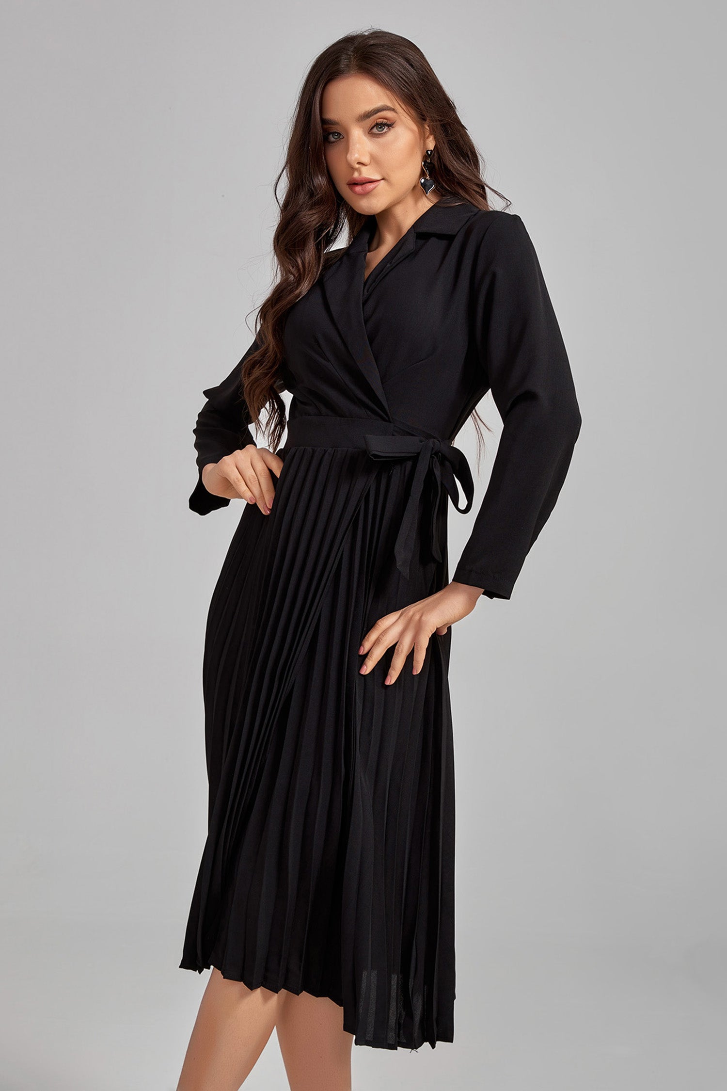 Delia Pleated Tie-up Midi Dress