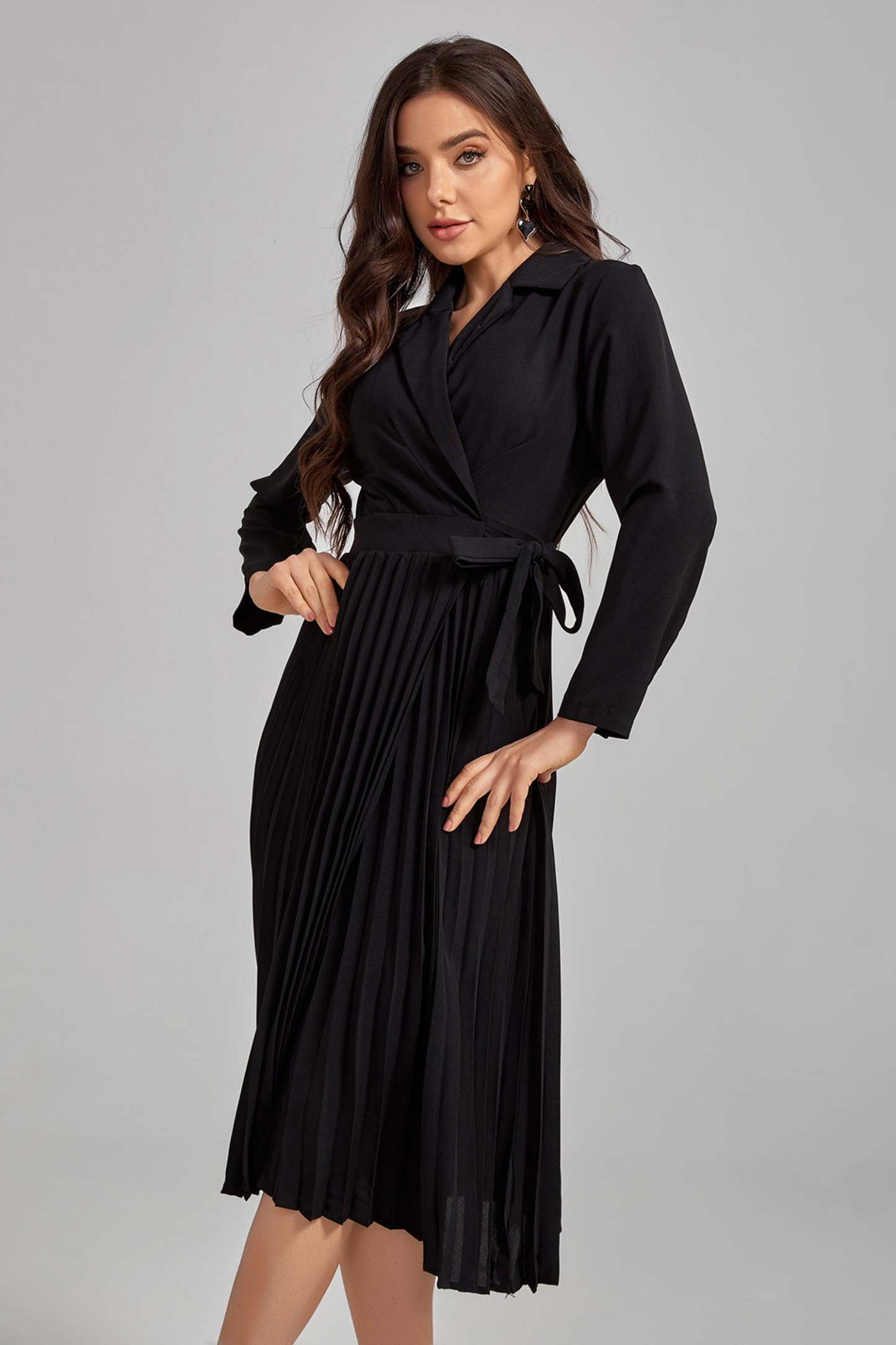 Delia Pleated Tie-up Midi Dress