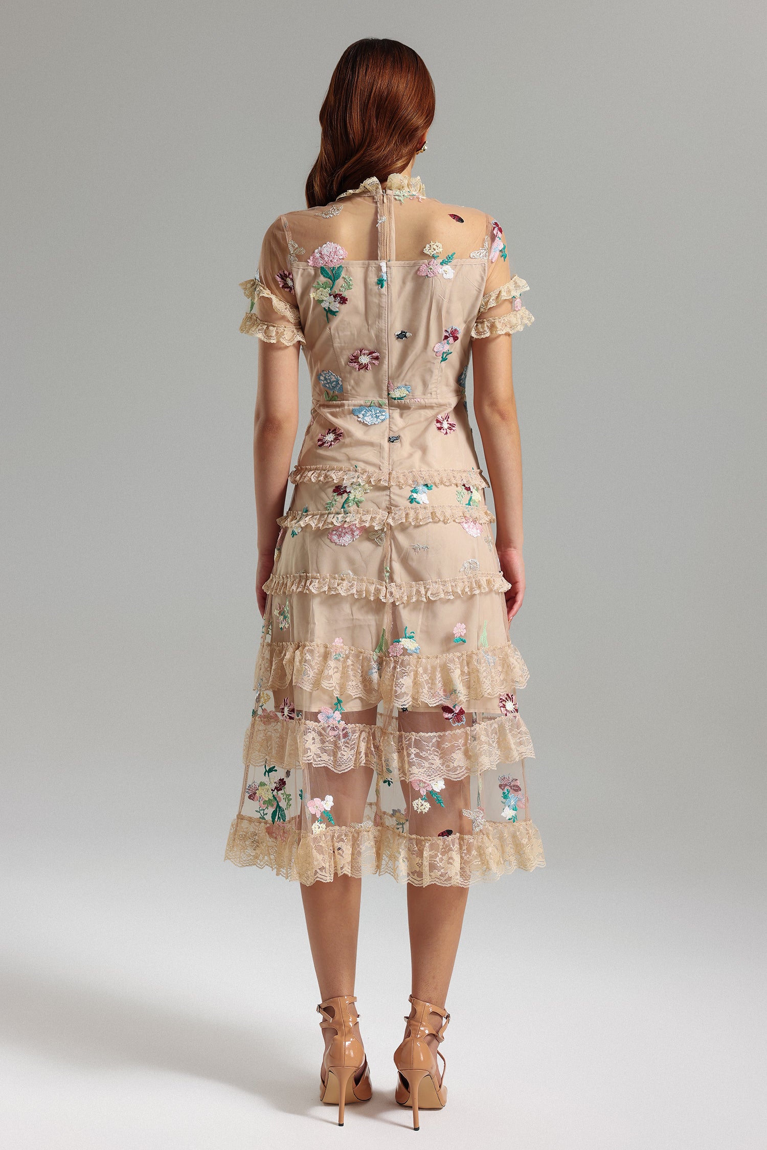 Terlyn Embroidery Lace Midi Dress