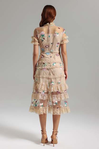 Terlyn Embroidery Lace Midi Dress