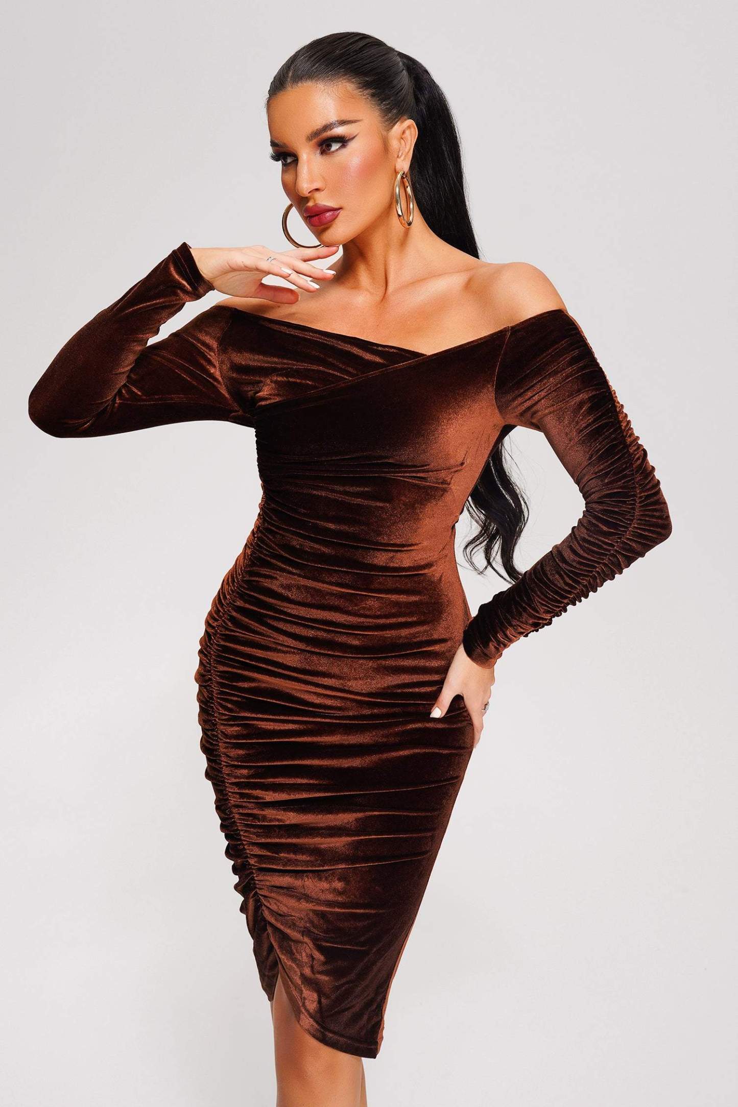 Tade Off Shoulder Velvet Midi Dress