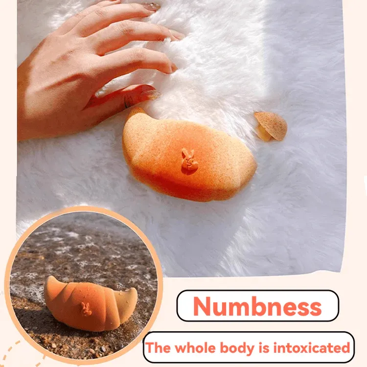 Animisttoy Croissant 8 Suction Clitoral Stimulation Vibrator