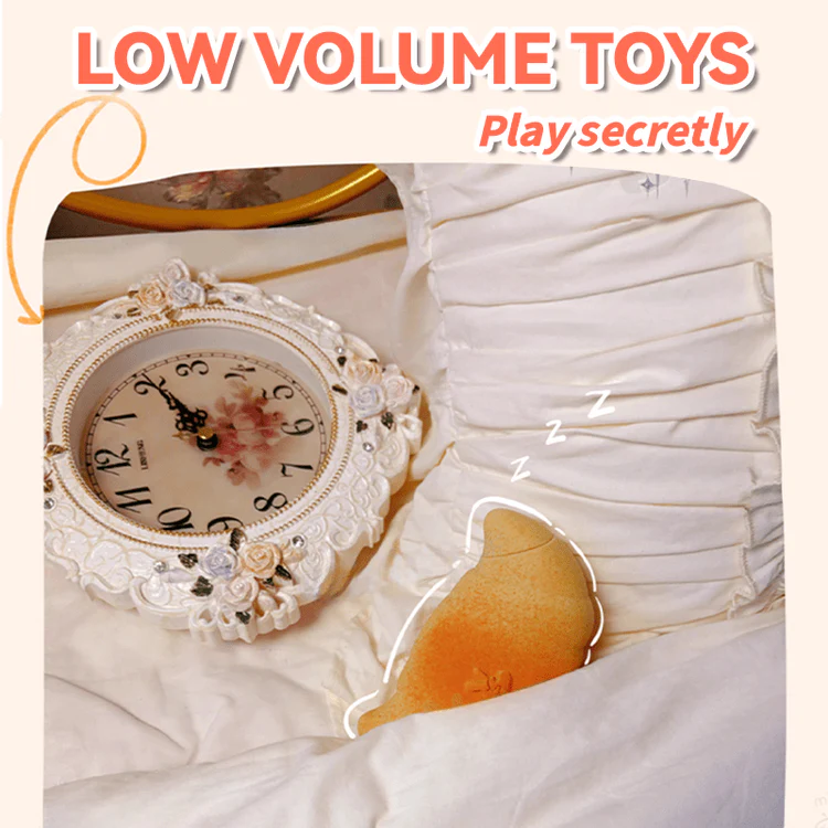 Animisttoy Croissant 8 Suction Clitoral Stimulation Vibrator