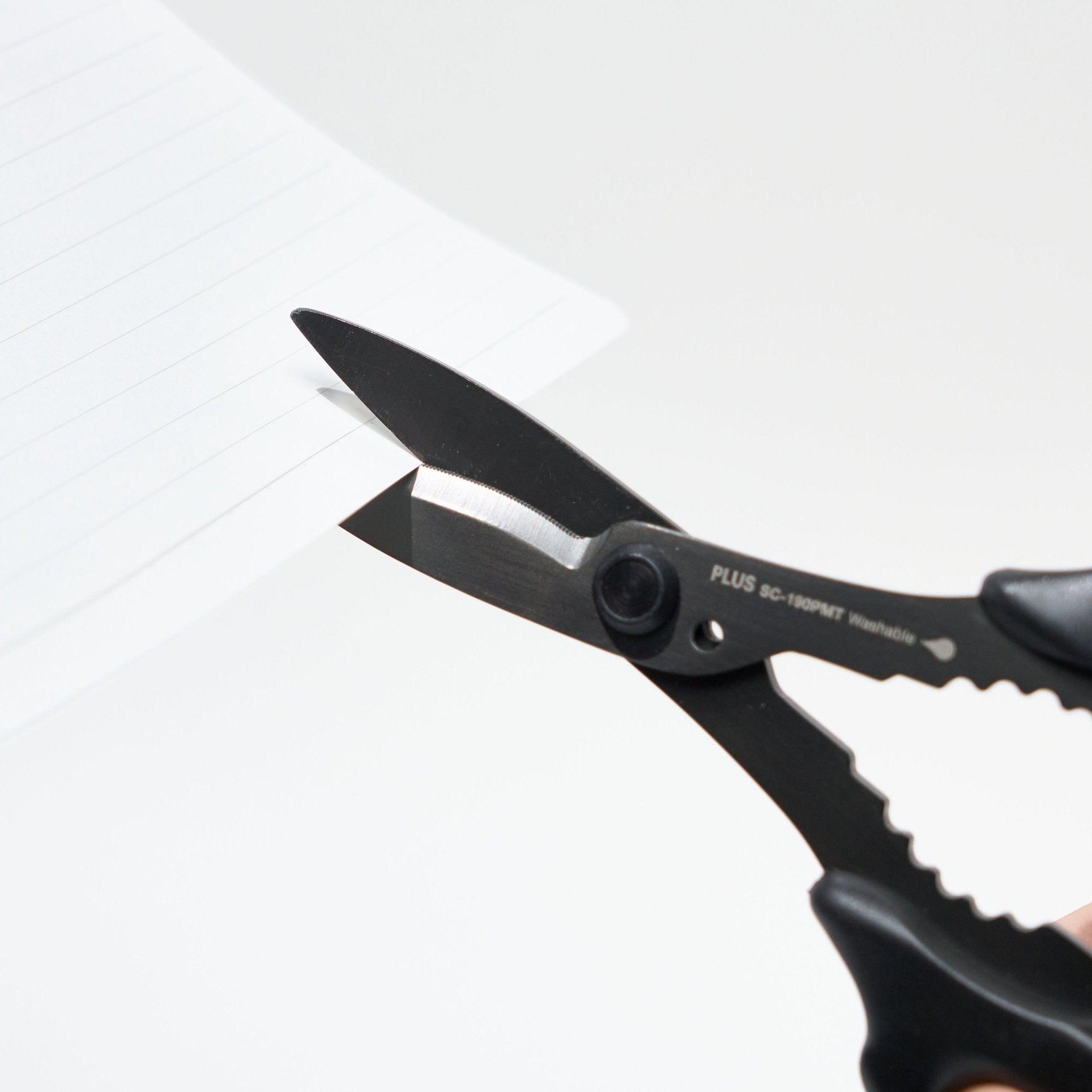 Fit Cut Curve All-Purpose Titanium Scissors / PLUS - bungu