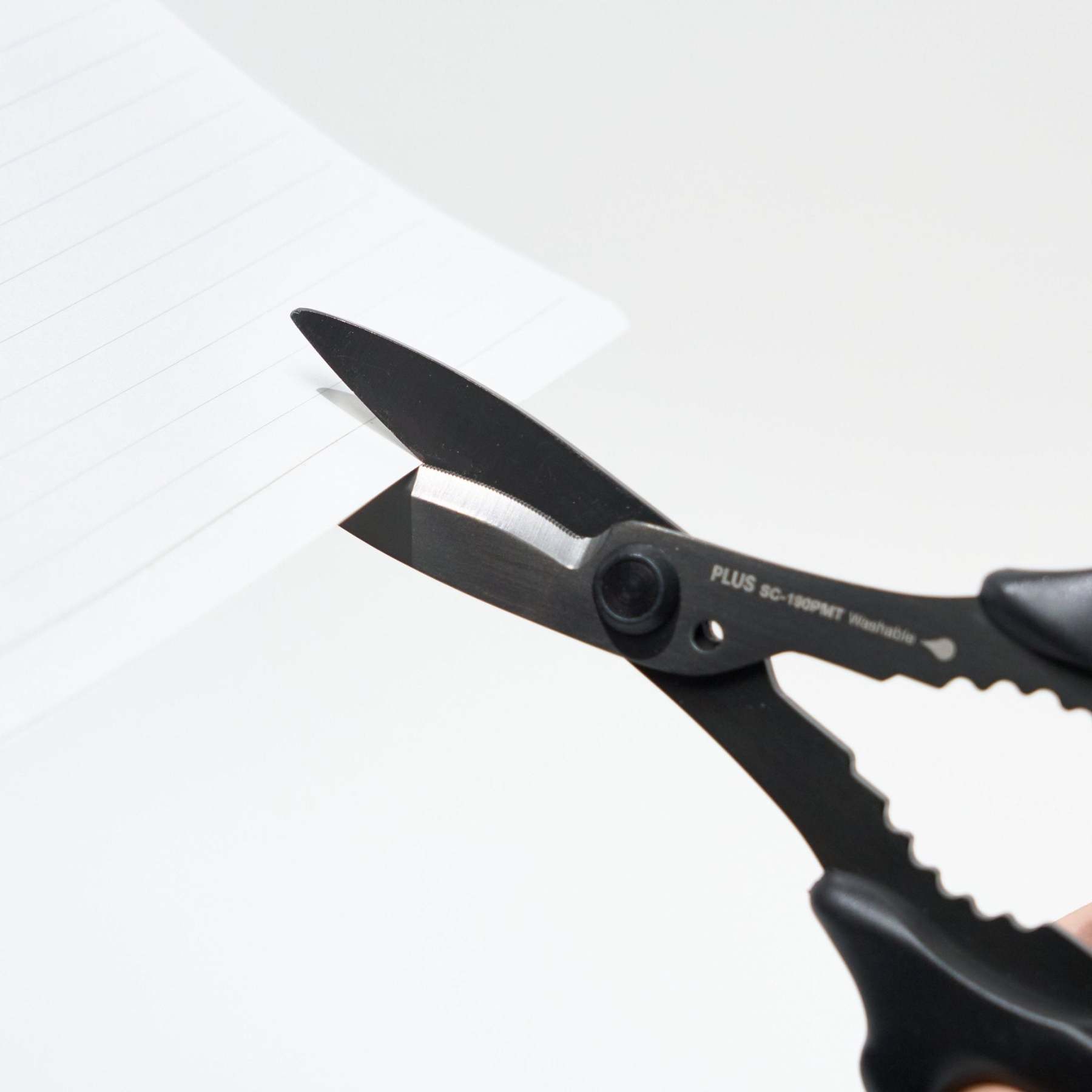 Fit Cut Curve All-Purpose Titanium Scissors / PLUS - bungu