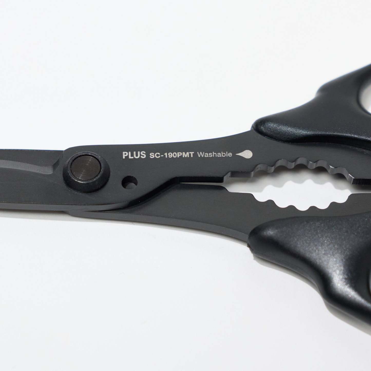 Fit Cut Curve All-Purpose Titanium Scissors / PLUS - bungu
