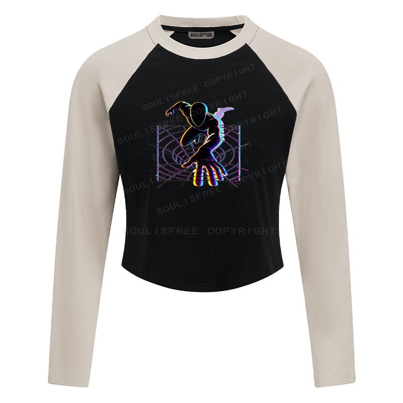 Soulisfree Dimensional Reach Glitch Horizon Illusion Raglan Crop Tee