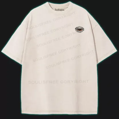 Eyes don't lie Washed T-shirt
