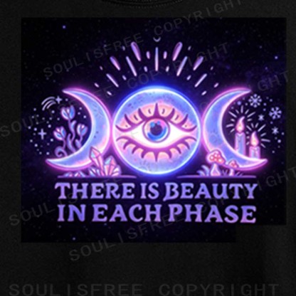 Soulisfree THERE IS BEAUTY IN EACH PHASE Crop Tee