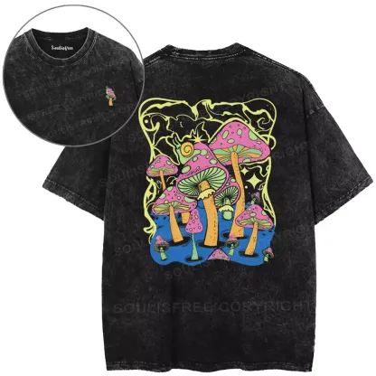 Psychedelic Mushroom World Washed T-shirt