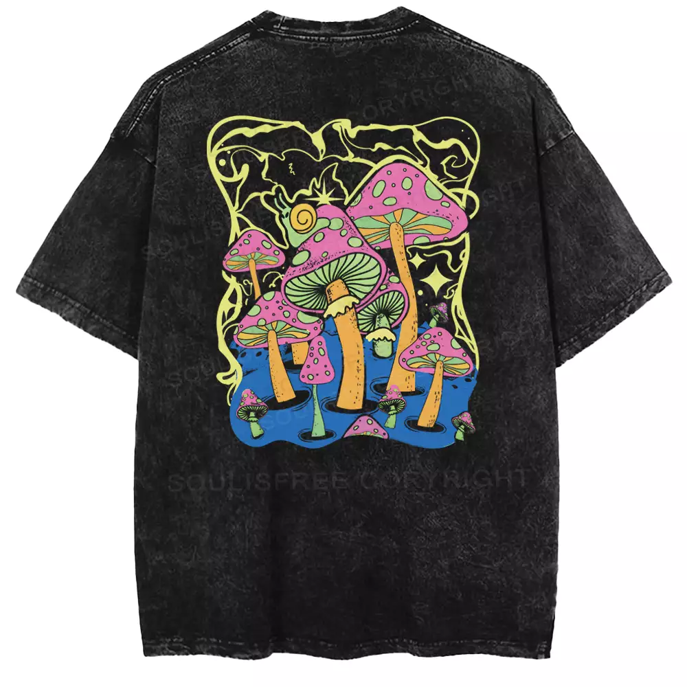 Psychedelic Mushroom World Washed T-shirt