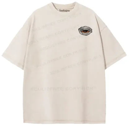 Eyes don't lie Washed T-shirt