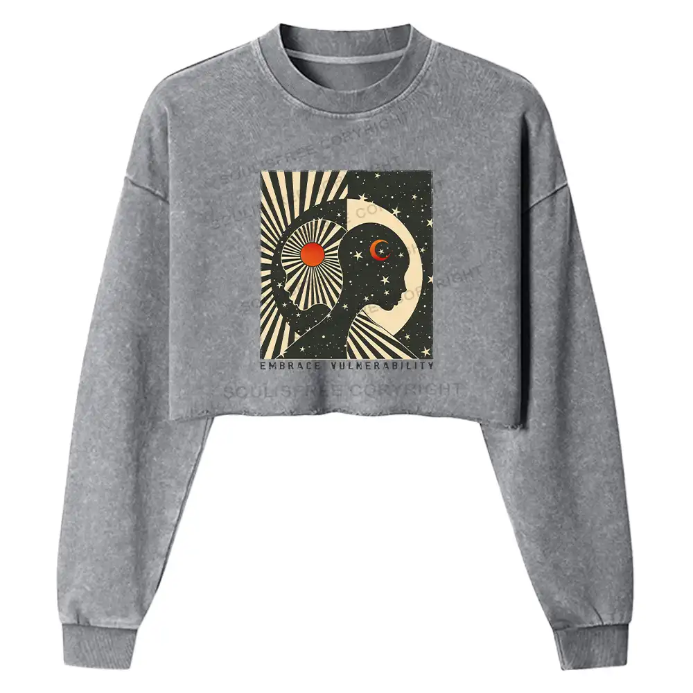 Embrace Vulnerability Washed Space T-shirt Washed Cropped Sweatshirt