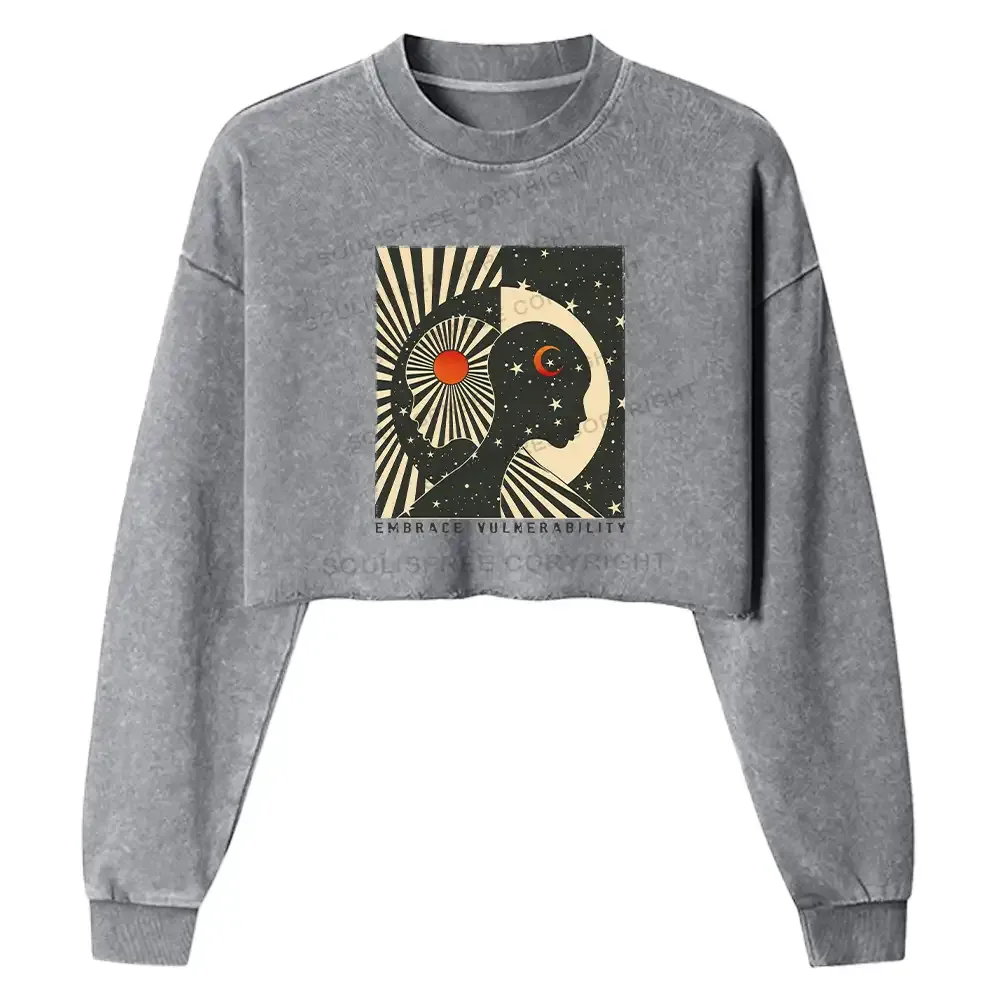 Embrace Vulnerability Washed Space T-shirt Washed Cropped Sweatshirt