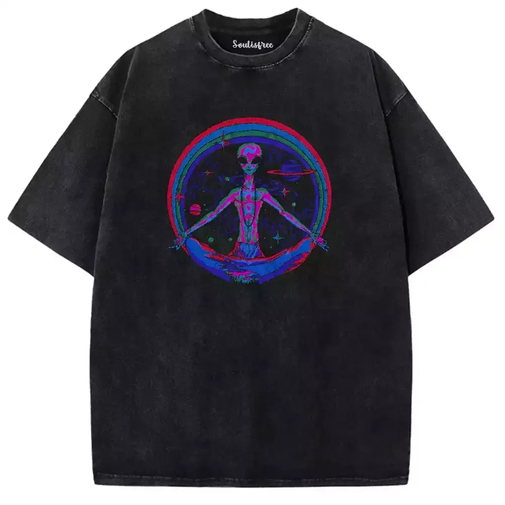 Designed Alien Yoga Washed Alien T-shirt