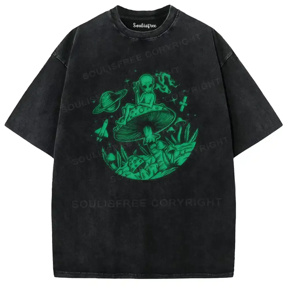 Designed Psychedelic Alien Trip Washed Alien T-shirt | Soulisfree