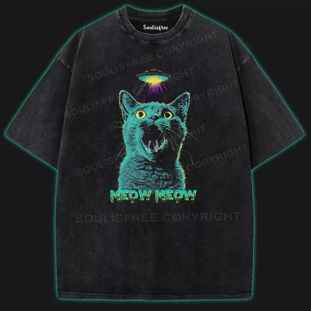 Designed When A Cat Meets A UFO Washed UFO T-shirt