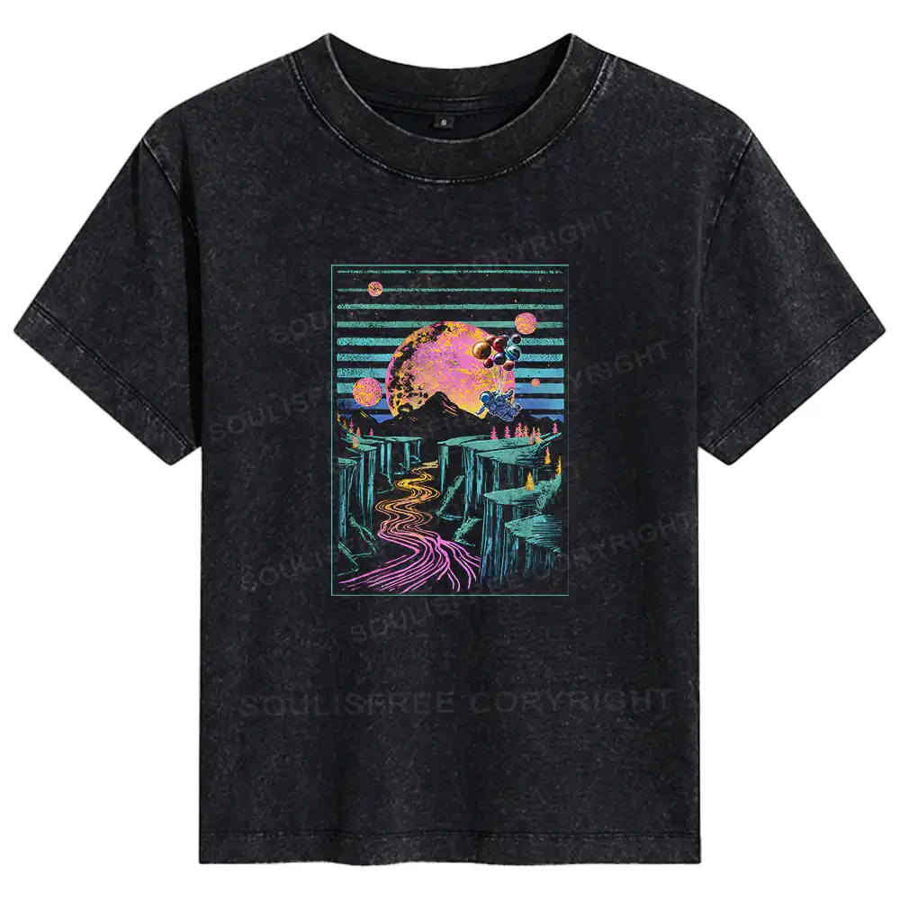 Moon And Balloon Basic Washed T-shirt