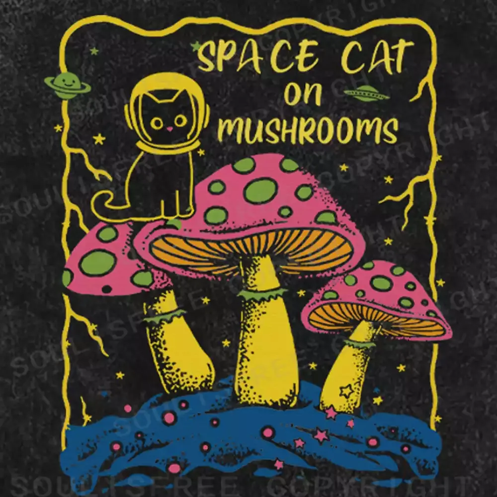 SPACE CAT ON MUSHROOMS Washed T-shirt