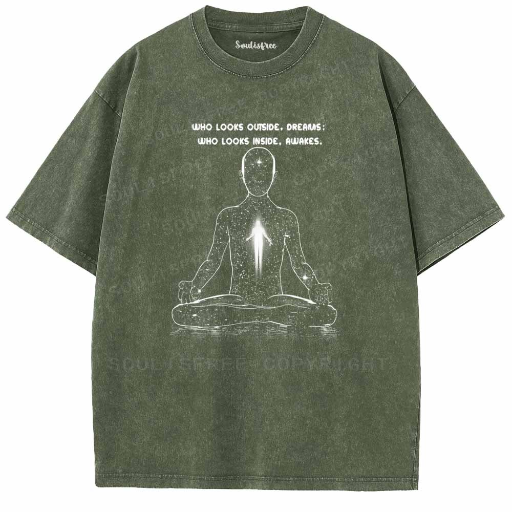 Soulisfree  WHO LOOKS OUTSIDE, DREAMS Washed Tee