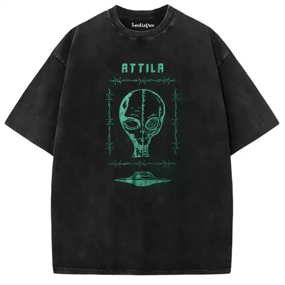Designed Green Alien Washed Alien T-shirt