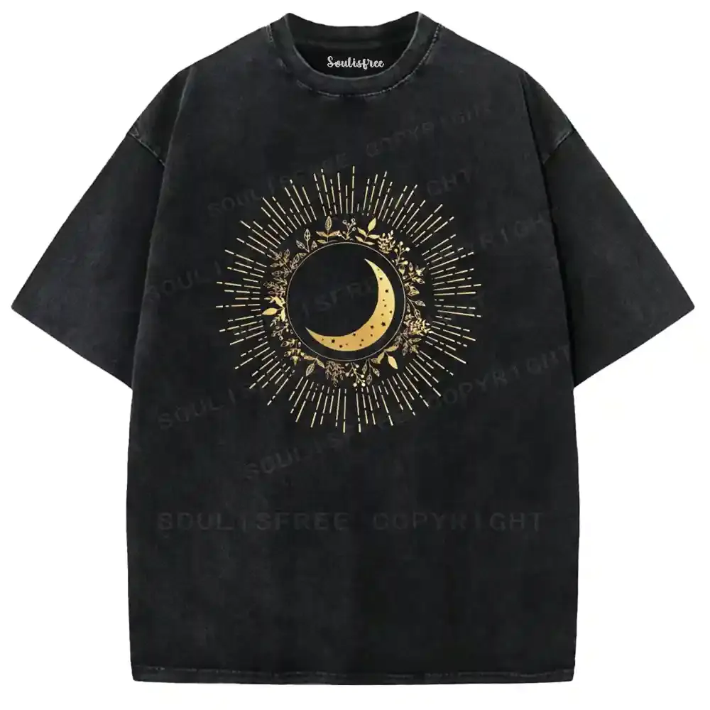 Gilded Moon Wreath Totem Washed T-shirt