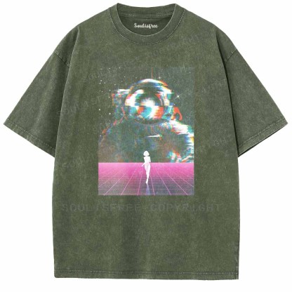 Soulisfree Synthwave Space Dream Washed Tee