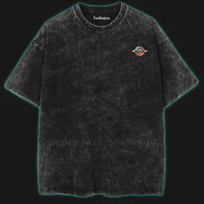 In a world of illusion Washed Space T-shirt