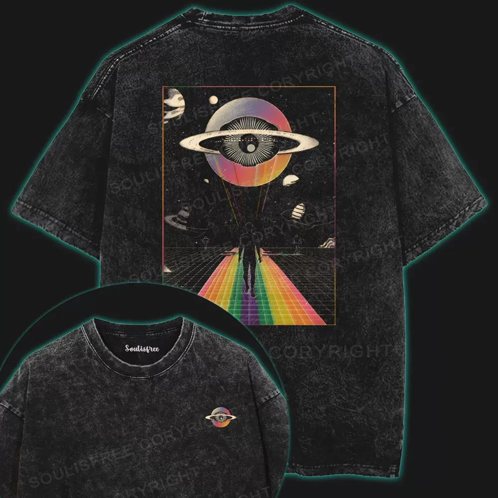 In a world of illusion Washed Space T-shirt