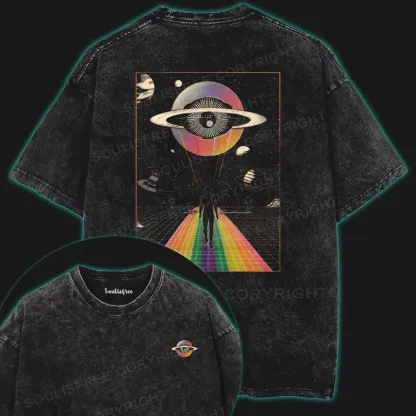 In a world of illusion Washed Space T-shirt