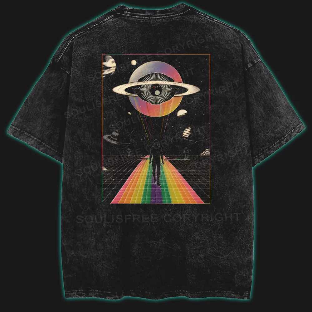 In a world of illusion Washed Space T-shirt