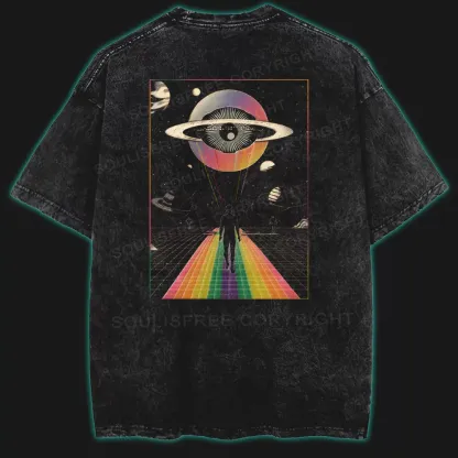 In a world of illusion Washed Space T-shirt