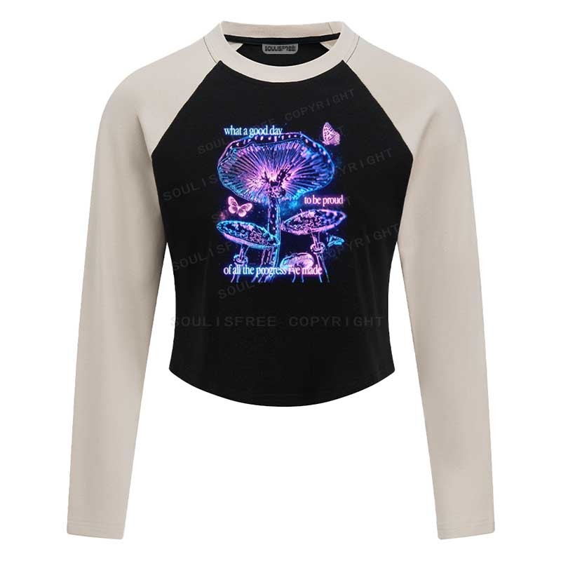 Designed Soulisfree What A Good Day Raglan Crop Tee