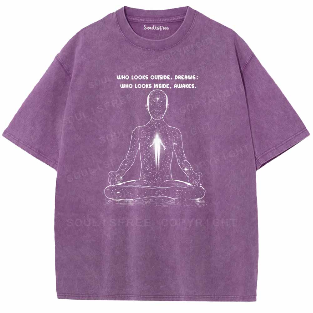 Soulisfree  WHO LOOKS OUTSIDE, DREAMS Washed Tee