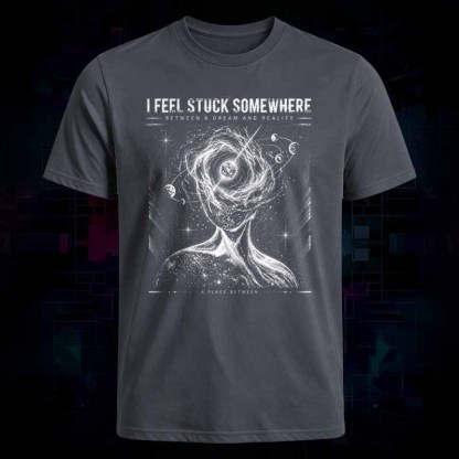 Soulisfree BETWEEN A DREAM AND REALITY Classic Tee