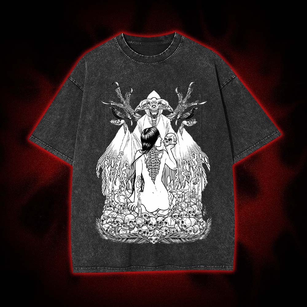 Death's Embrace Washed Tshirt