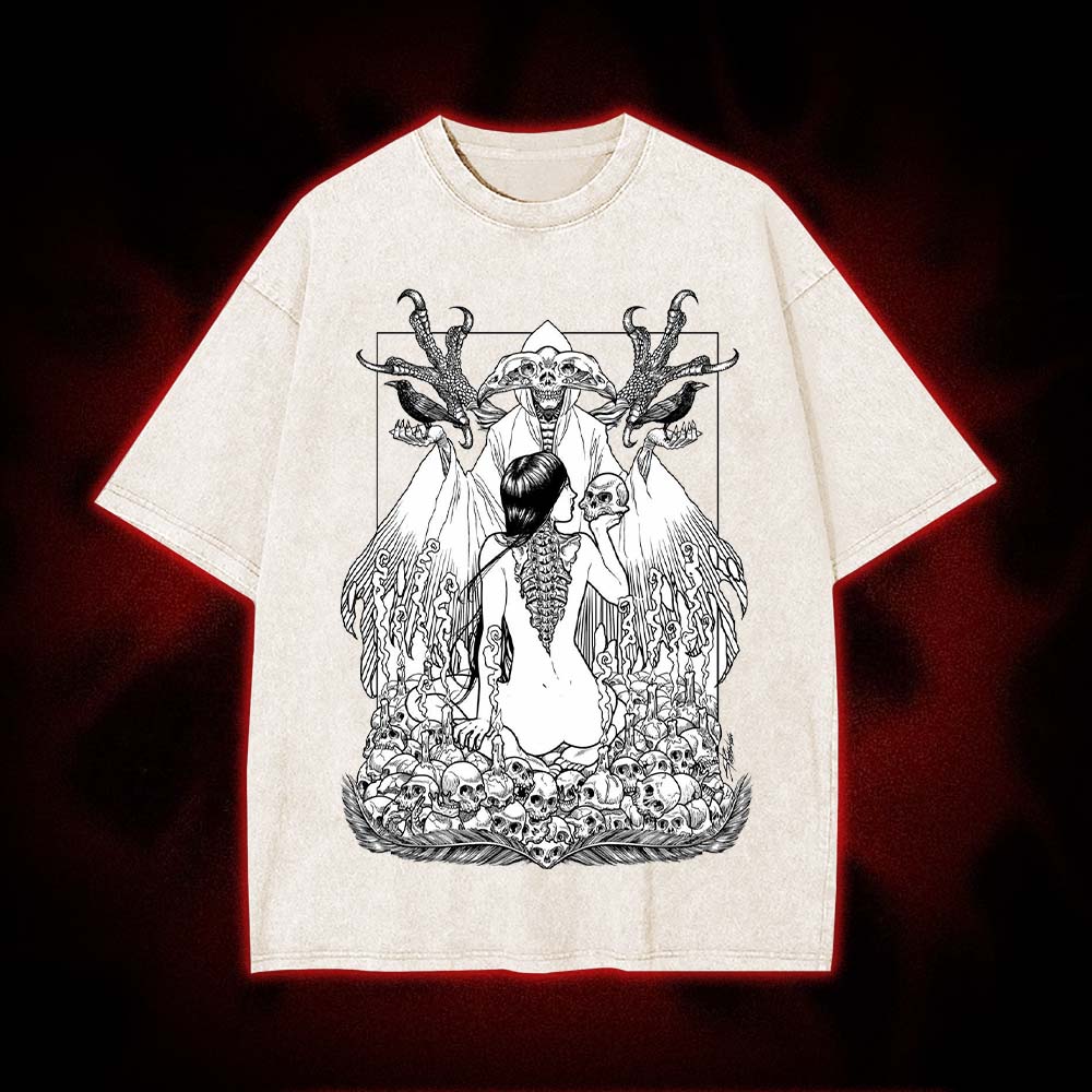 Death's Embrace Washed Tshirt