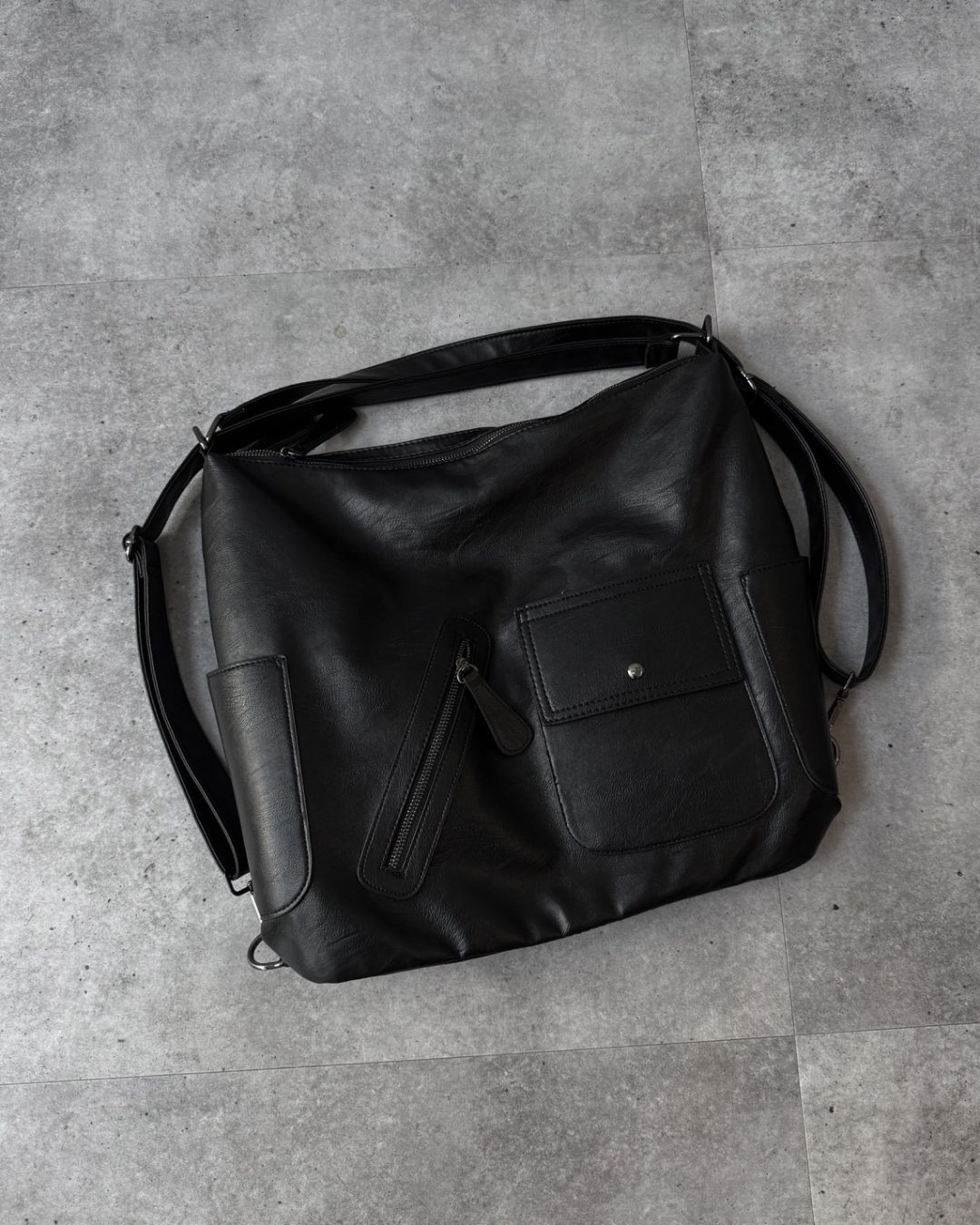 Free shipping retro motorcycle hottie backpack soft leather large capacity utilization adjustable shoulder messenger bag for women