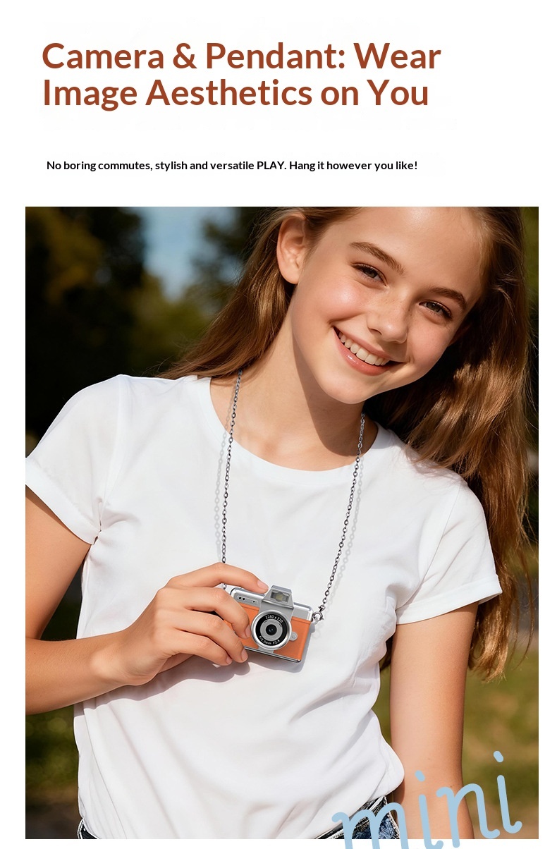 Vintage Thumb-Scroll Mini Camera
