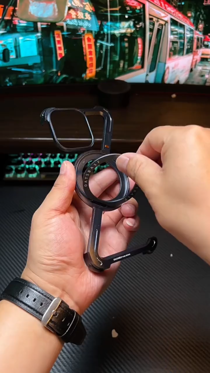 Edgeless Z-Fold Magnetic Rotating Stand Case