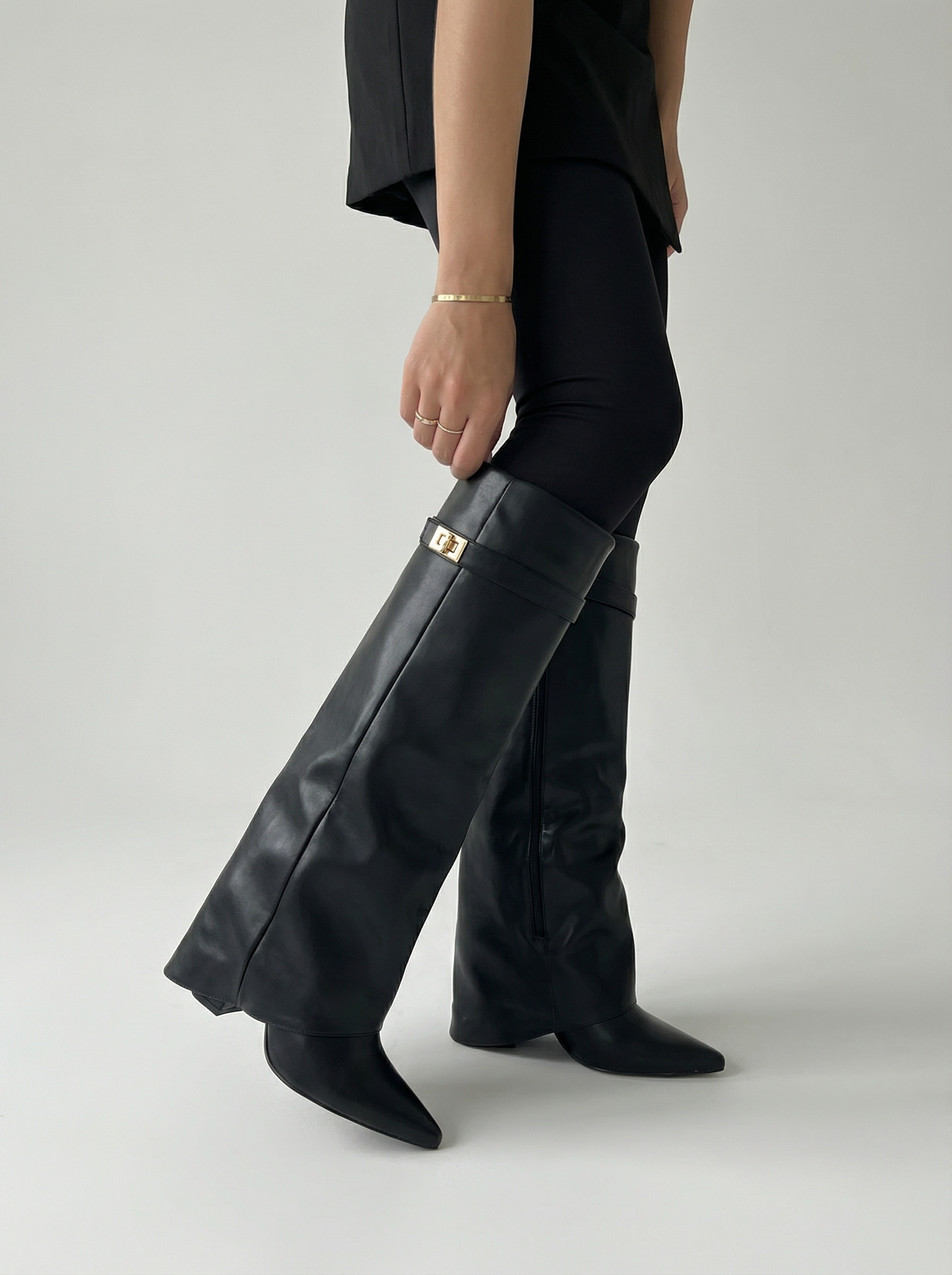 ÉLARA BOOTS