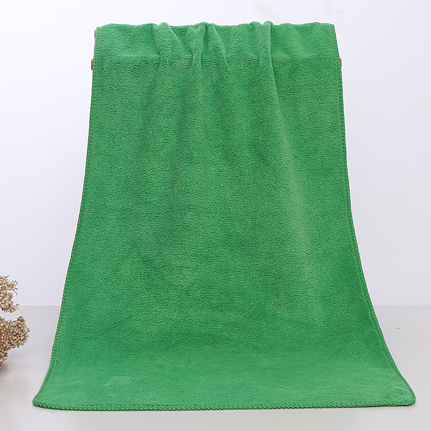 30" x 14" Premium Microfiber Towel for Hair Salons & Spas